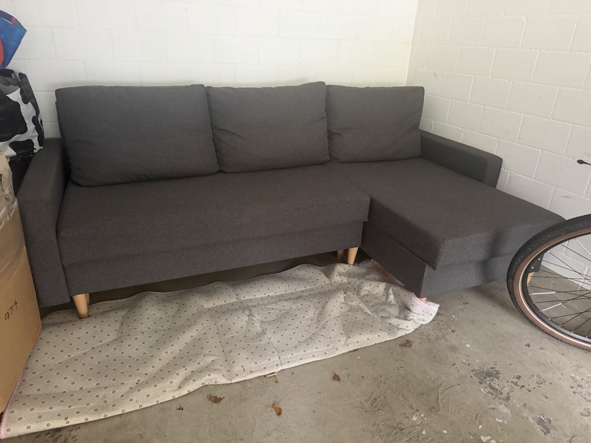 Sofas: Sofa  – D'occasion à Sennhof par Nele1987 1