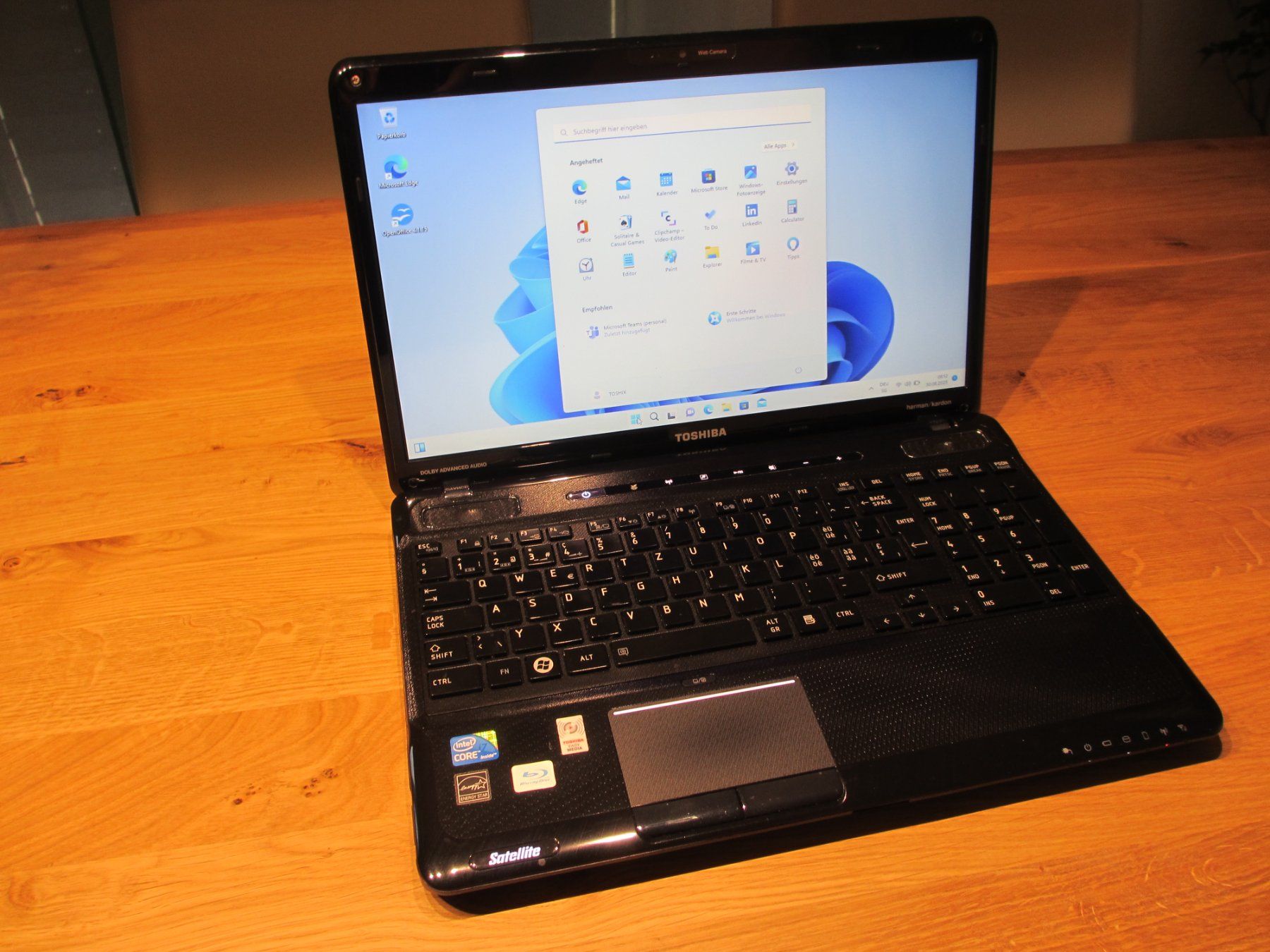 Toshiba Notebooks: TOSHIBA Satellite A660 mit Windows 11 – Gebraucht aus Sargans von Morisson1 2