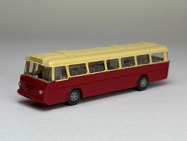 Büssing Senator rubinrot beige
