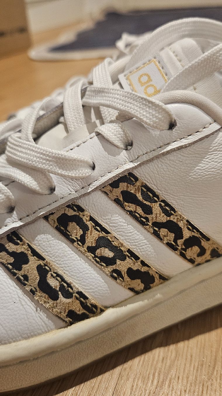 Adidas Scarpe da donna: Adidas Baskets Léopard, Taille 39,  🐆 – Usato da Sion venduto da tiff_1992 1