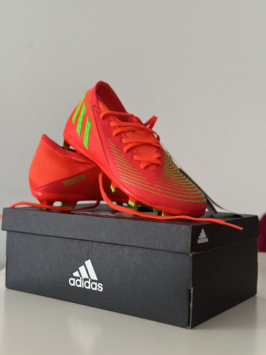 Altro in Alpinismo & Escursioni: Adidas crampon de foot enfants – Nuovo e nell'imballaggio originale da Yverdon-les-Bains venduto da deeparaglider