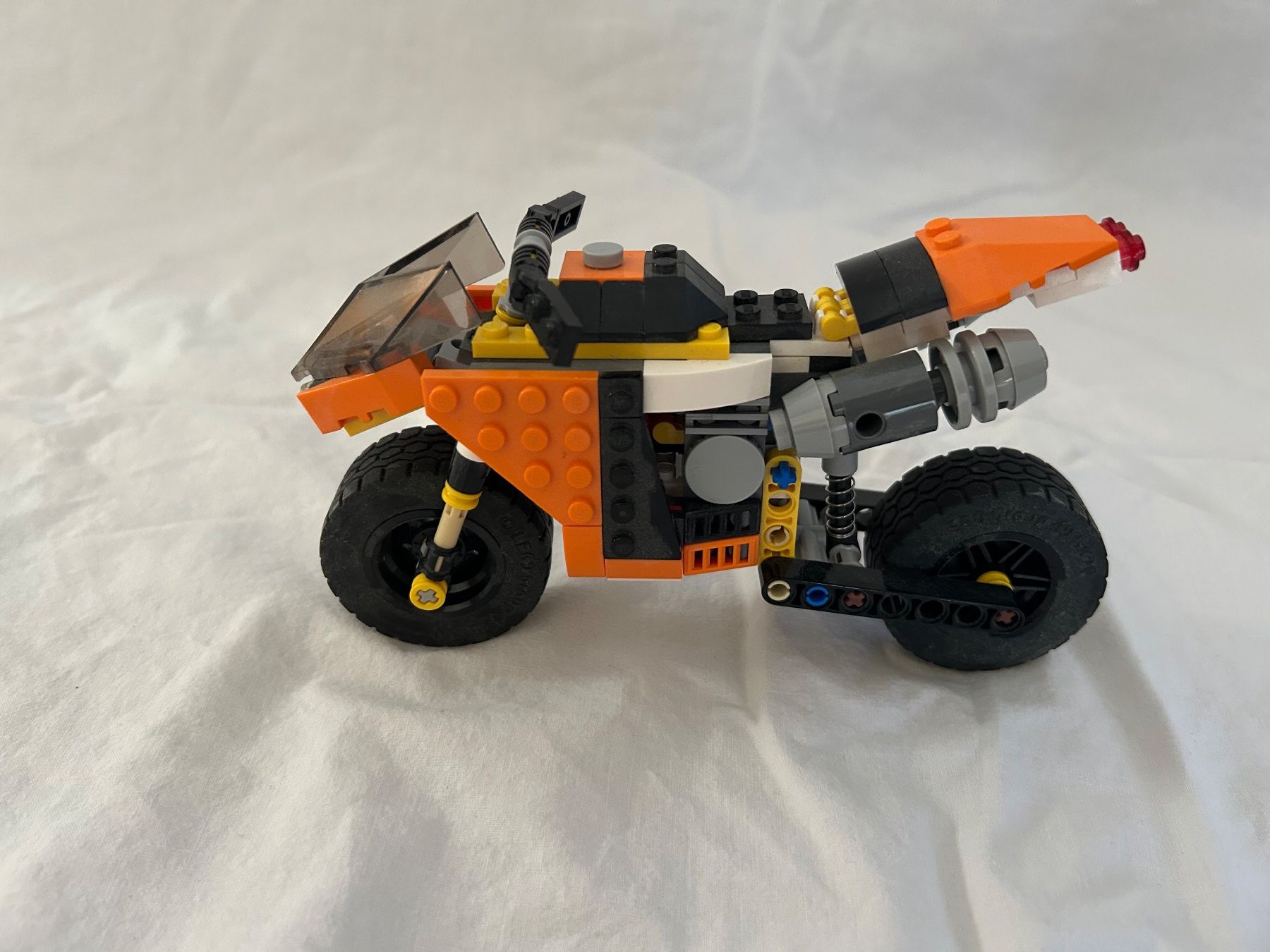 Lego Kit di costruzioni: Lego Moto set 31059 : set 3 en 1 – Usato da Confignon venduto da kar_7slz 2