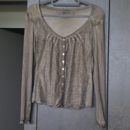 🐸 NILE BLUSE SHIRT S IN SHABBY DIE MIT PERLMUTTKNÖPFEN