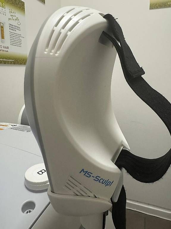 Attrezzature mediche: MS-SCULPT – Usato da Cadenazzo venduto da Anteas 2