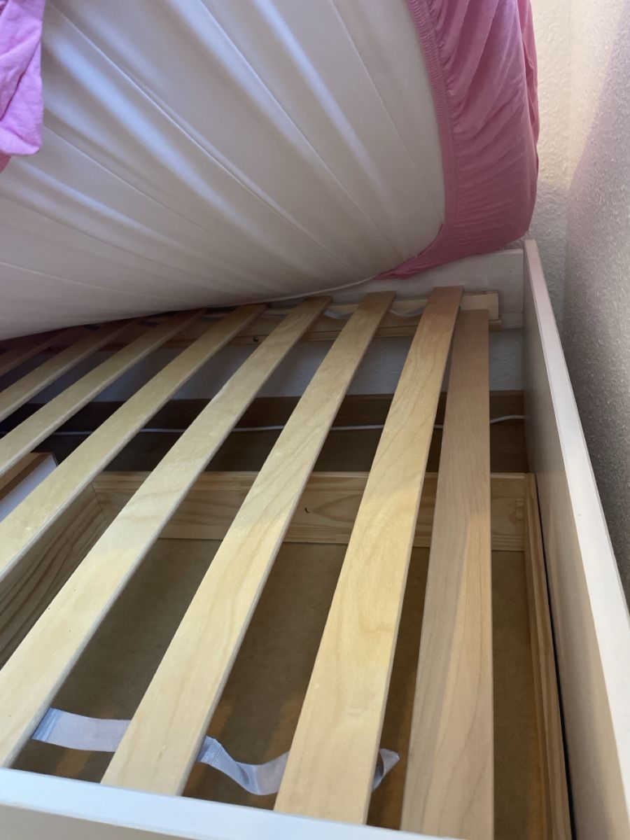 Betten: Bett – Gebraucht aus Rüfenacht BE von Edinas_shop 5