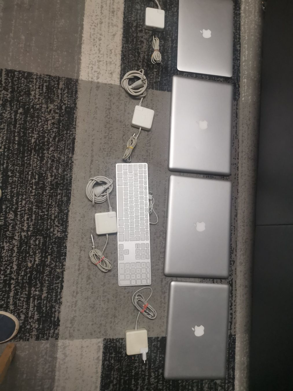 Apple PC: Lots Apple macbook pro – Difettoso da Poliez-le-Grand venduto da Lea_2wl5 1
