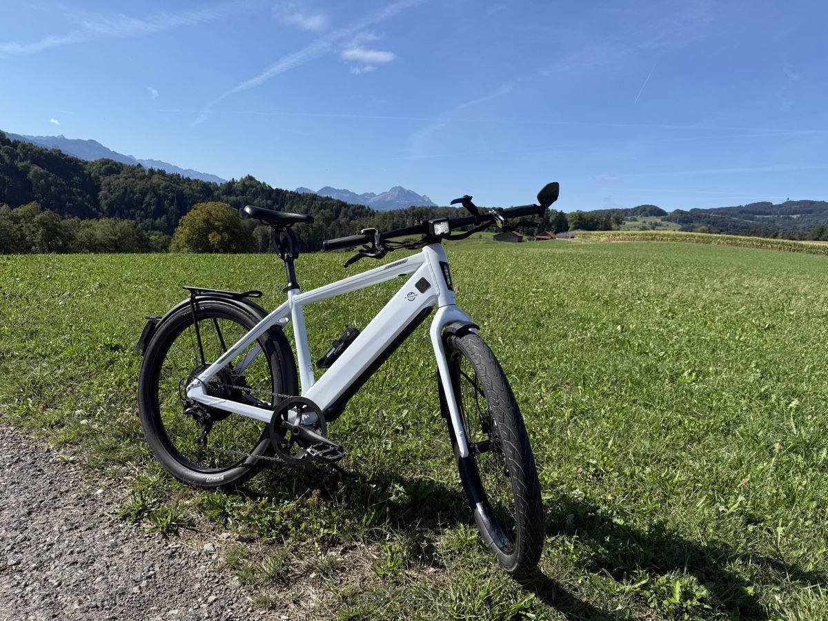 Stromer Velos: Stromer ST3 Sport Cool White – Gebraucht aus Rossens FR von Abtos 1