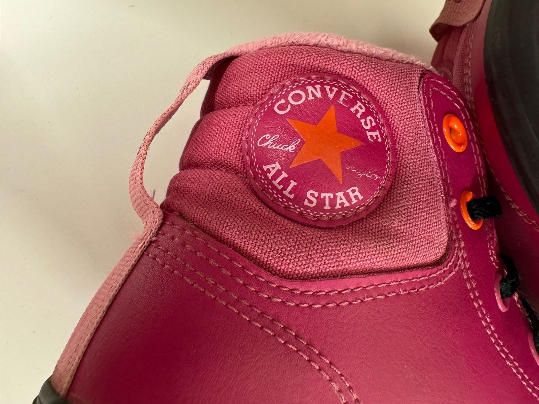 Converse Scarpe per ragazze: Halb-Stiefel, warm, Converse, Gr 35 – Usato da Hedingen venduto da Noizeetal 1