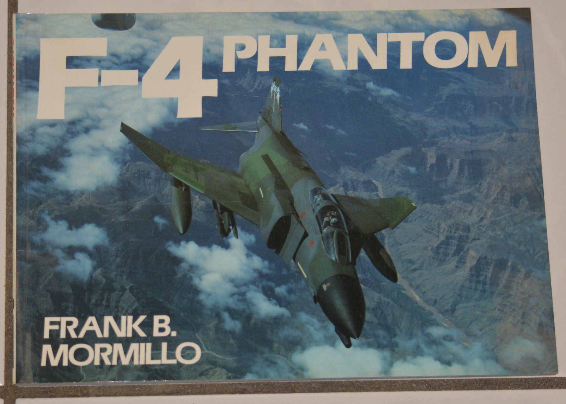 Livres: F-4 Phantom – D'occasion à Basel par Dogana
