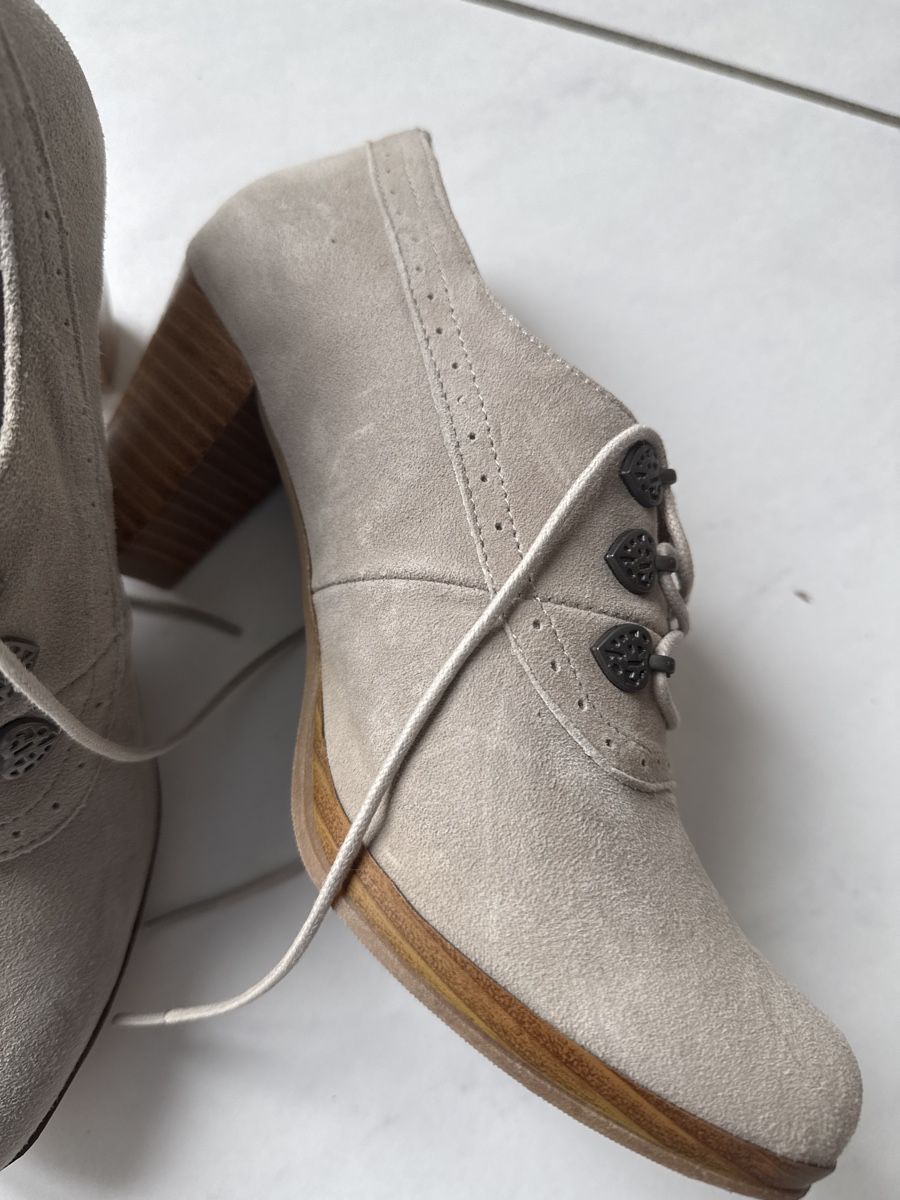 Scarpe da donna: Neuwertige Pumps Gr 39 – Usato da Zell ZH venduto da Guffos 2