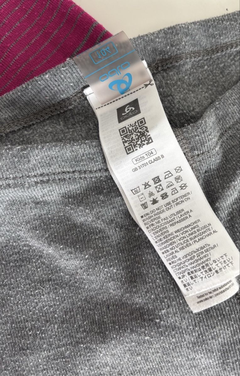 Odlo Lotti & Set di vestiti: Odlo Thermowäsche Set Grösse 104 – Usato da Bülach venduto da Karuna 3