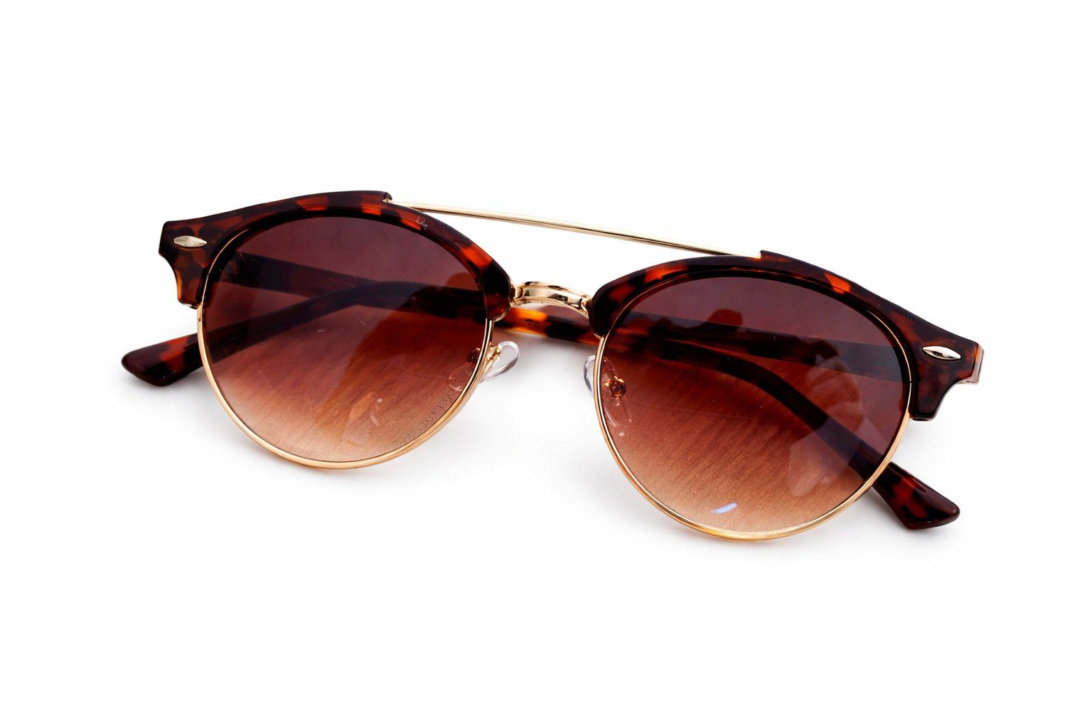 Brillen & Gläser: Retro Sonnenbrille Leo Look – Neu (gemäss Beschreibung) aus Fully von VaneaSelection