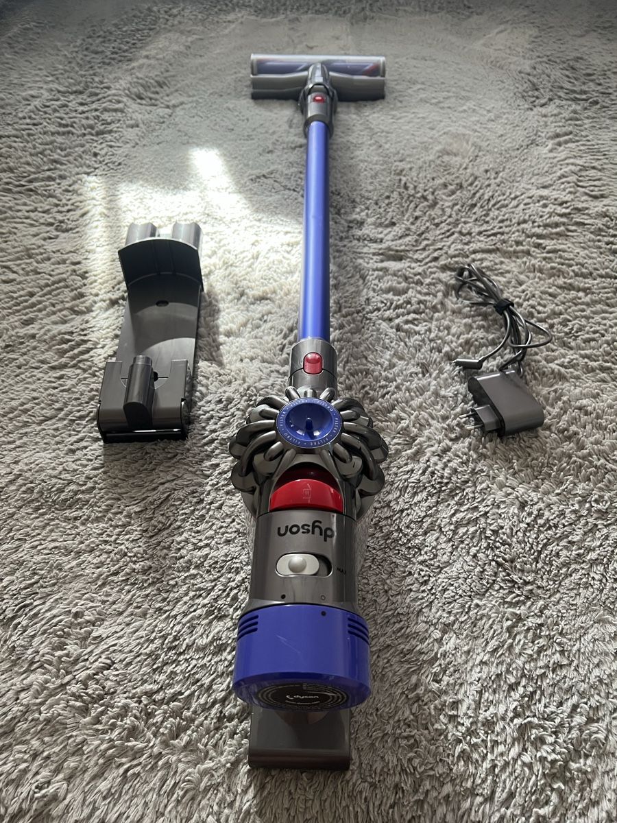 Dyson Aspirapolveri & Accessori: Dyson V8 – Usato da Vauderens venduto da Sah-C1995 9