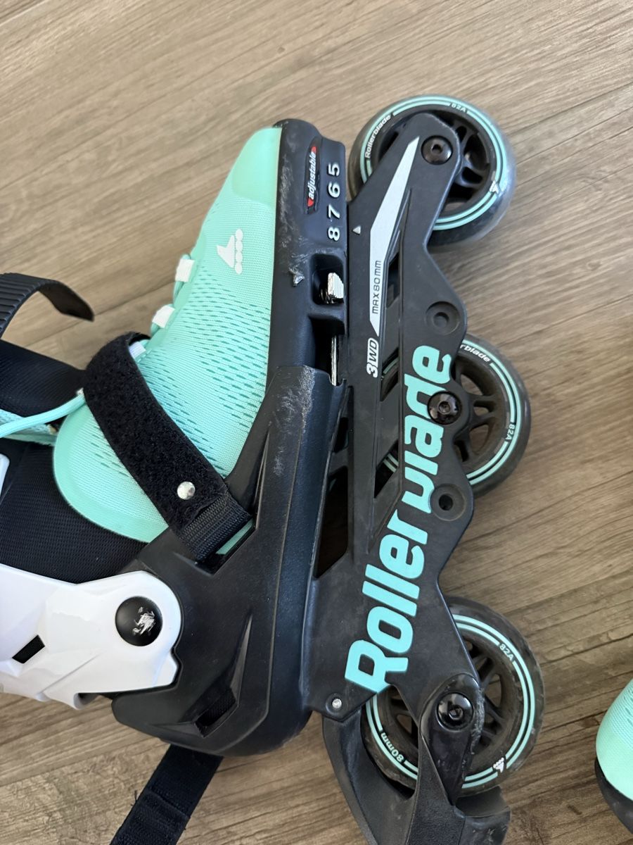 Pattini in linea & Pattini a rotelle: Verstellbare Rollerblades Grösse 36-40 – Usato da Lenzburg venduto da Chlinisimone 2