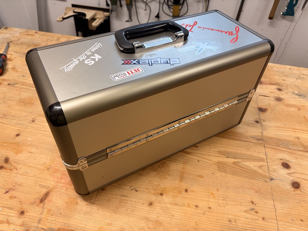 Futaba Modellismo RC: Senderkoffer von Futaba – Usato da Safenwil venduto da Blend29 2
