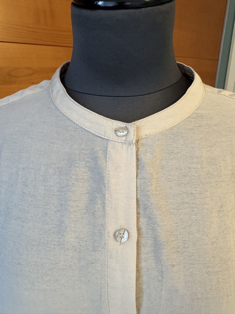 Blusen: Schlichte Bluse in hellbeige / Broadway  Gr. M – Neu (gemäss Beschreibung) aus Morschach von jeanhenrifabre 1