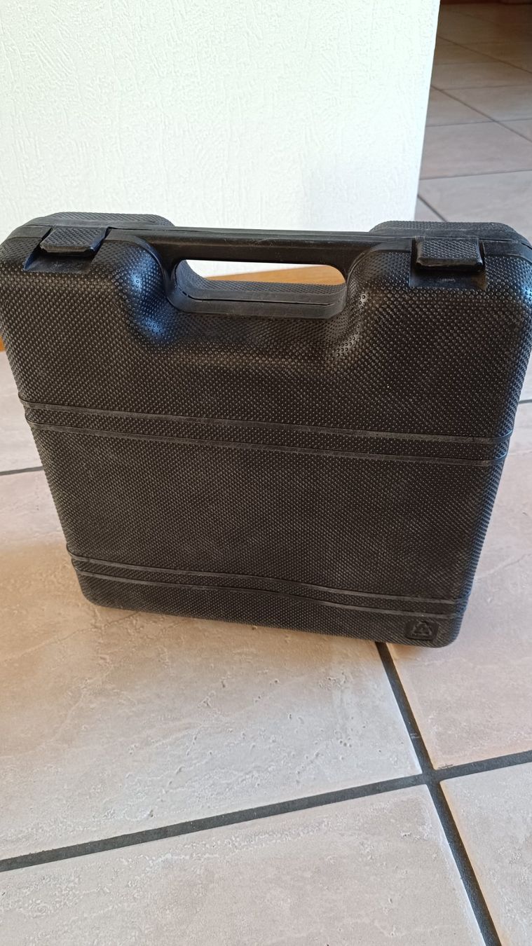 Perceuses: PERCEUSE-VISSEUSE MANNESMANN 12V – D'occasion à Sion par andreina52 2