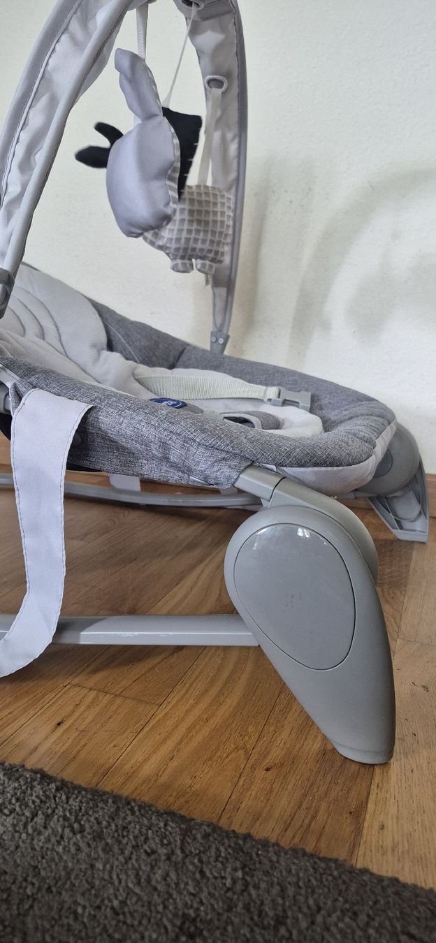 Chicco Sdraiette & Sdraiette a dondolo: Sdraietta Chicco grigio ben tenuta – Usato da Oberengstringen venduto da jessica2023 2