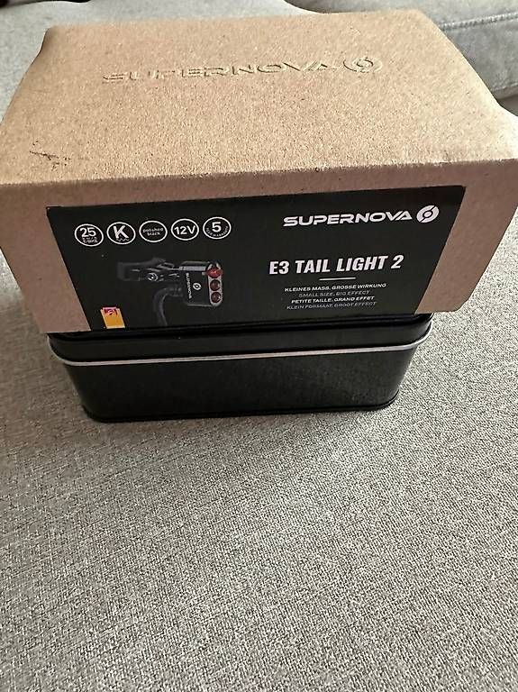 Pezzi di ricambio: E-Bike Rücklicht SUPERNOVA E3 Tail Light 2, 12V – Usato da Basel venduto da Blindside 1
