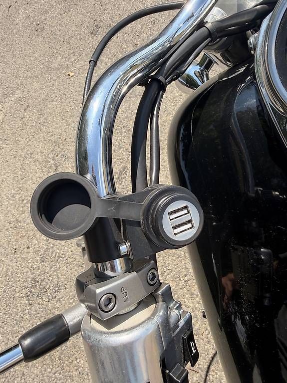 Chopper: Honda Shadow VT750C – Usato da Romanel-s-Lausanne venduto da Vlad.E 3