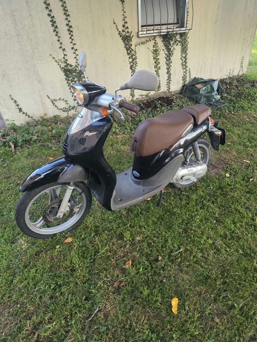 Yamaha Strada: YAMAHA FLIPPER 50 CC – Usato da Winterthur venduto da Fabio_46
