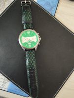 Grüne Herrenuhr, neuwertig, sportliches Design, Leder