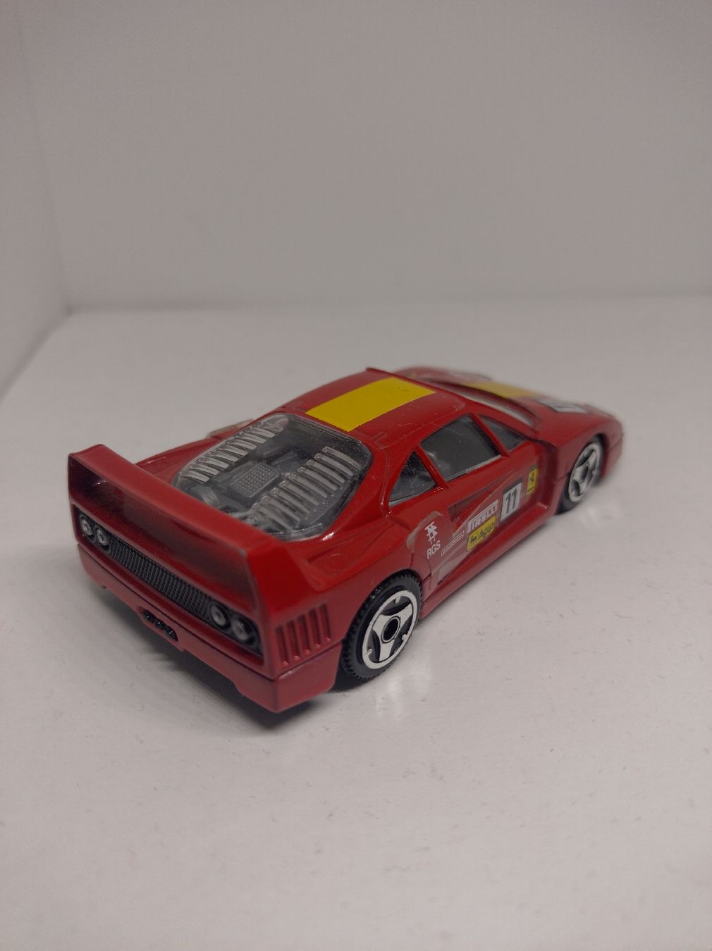 Bburago Modellini d'auto: Bburago Ferrari F40 1/43 – Usato da La Chaux-de-Fonds venduto da Pierrot8404 2