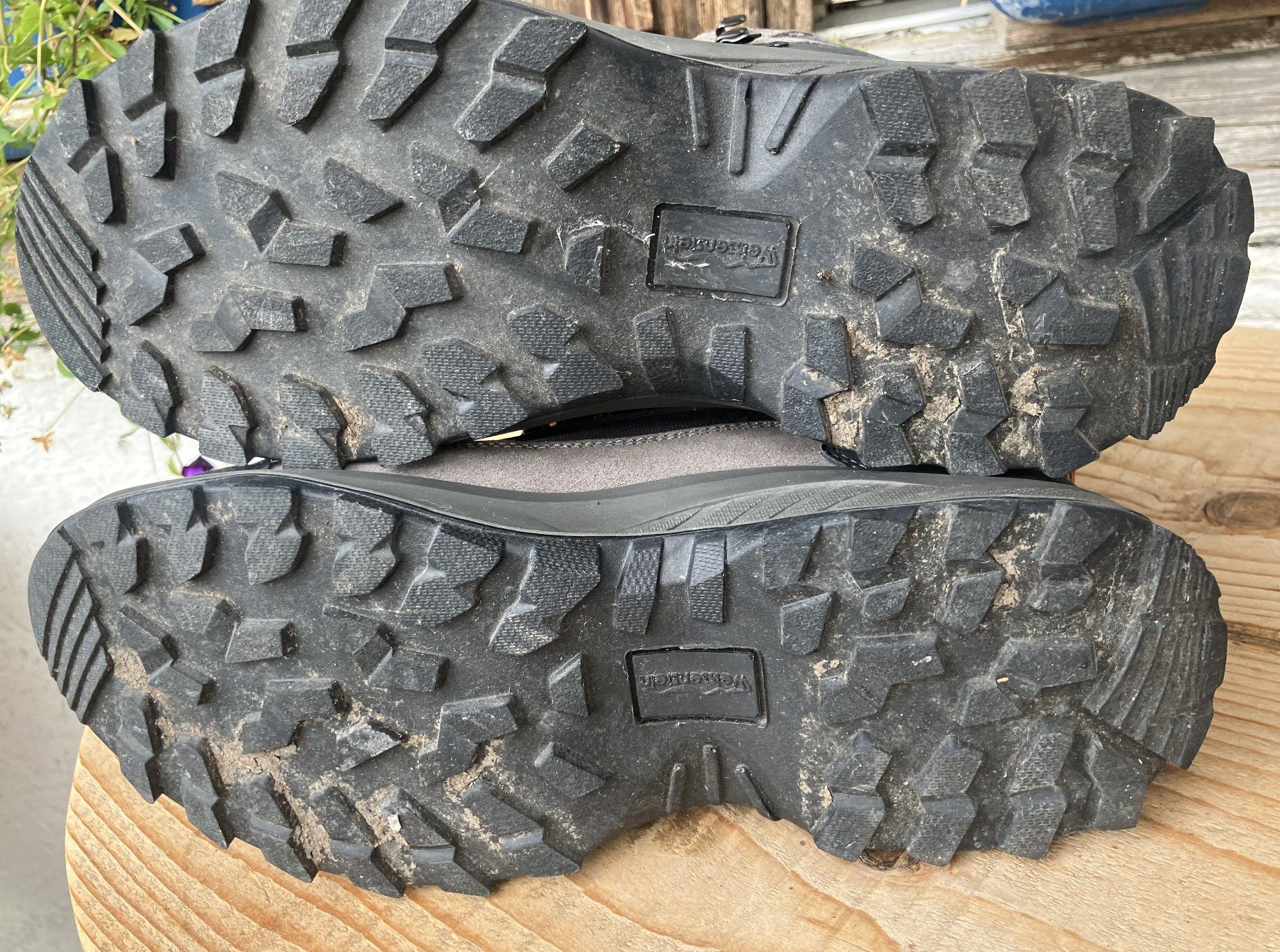 Scarpe da uomo: Wanderschuh Weissenstein kaum gebraucht Grösse 41 – Usato da Wimmis venduto da Hemotoni1 1