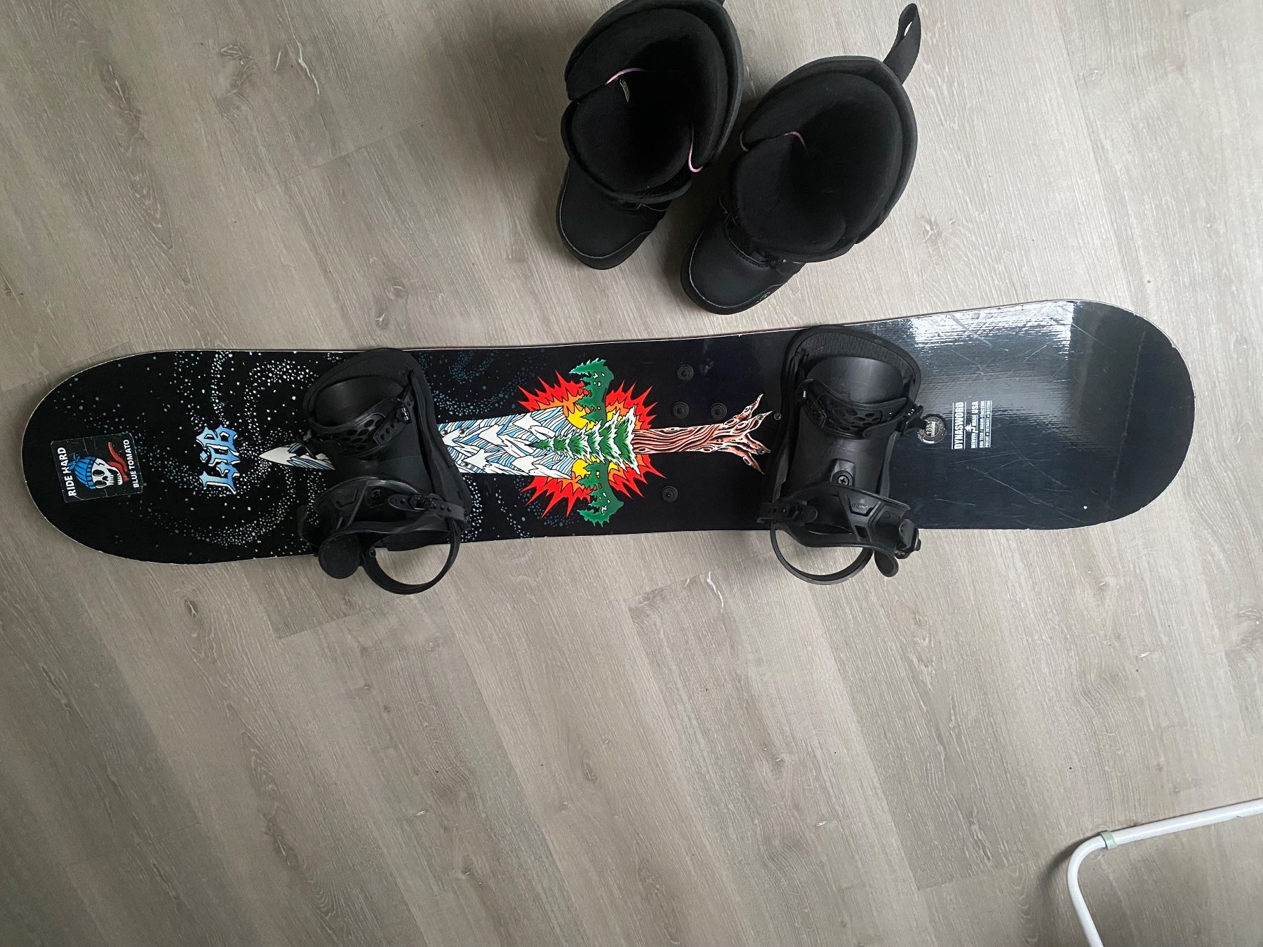 Lib Tech Board: Snowboard Lib Tech mit Bindung und Boots schwarz – Usato da Reutlingen venduto da mar_52wm