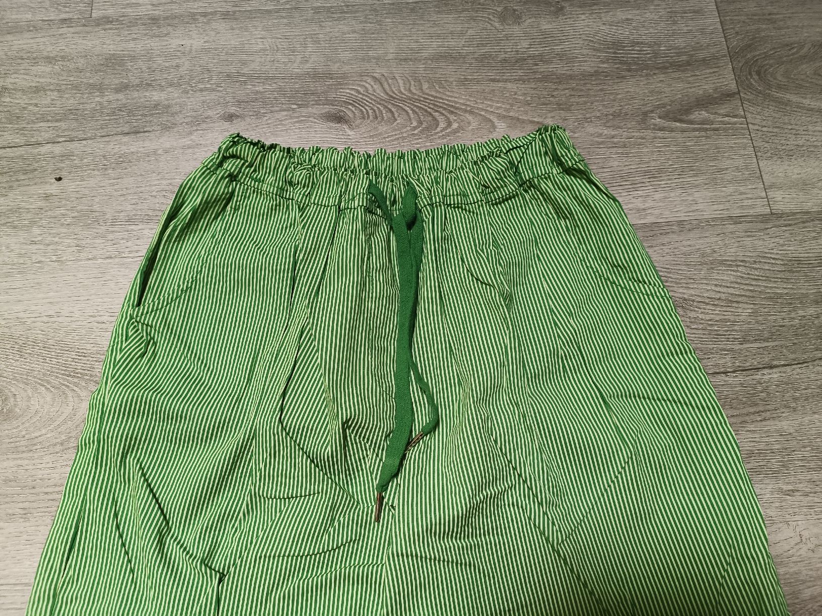 Pantaloni: Sommerhose S/M – Usato da Bätterkinden venduto da Elefantenzoo 1