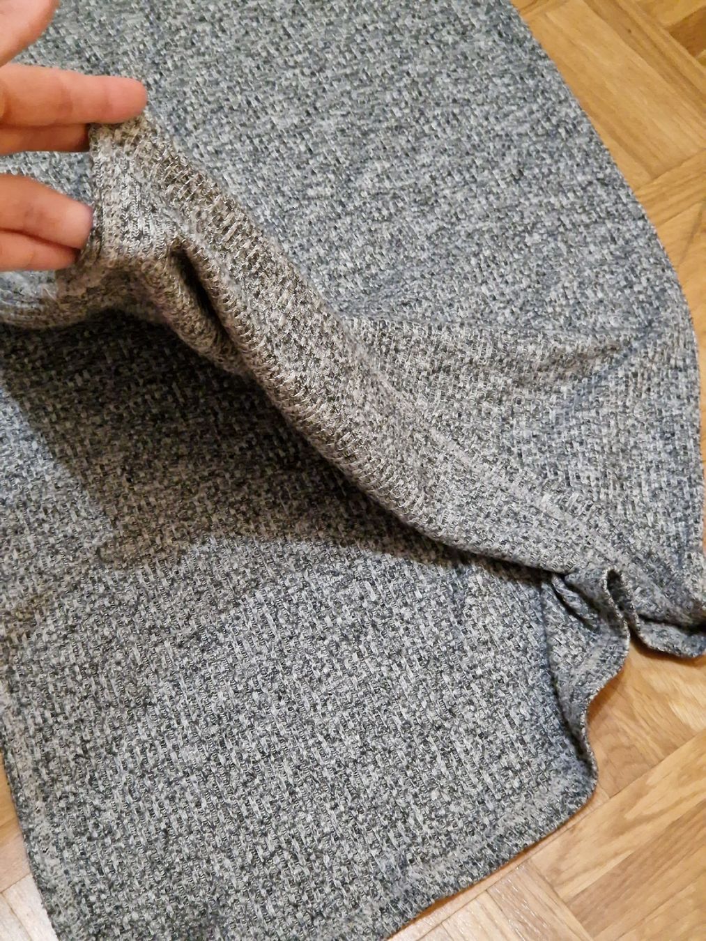 Jupes: Grey skirt - size M – D'occasion à Allschwil par IreneTu 1
