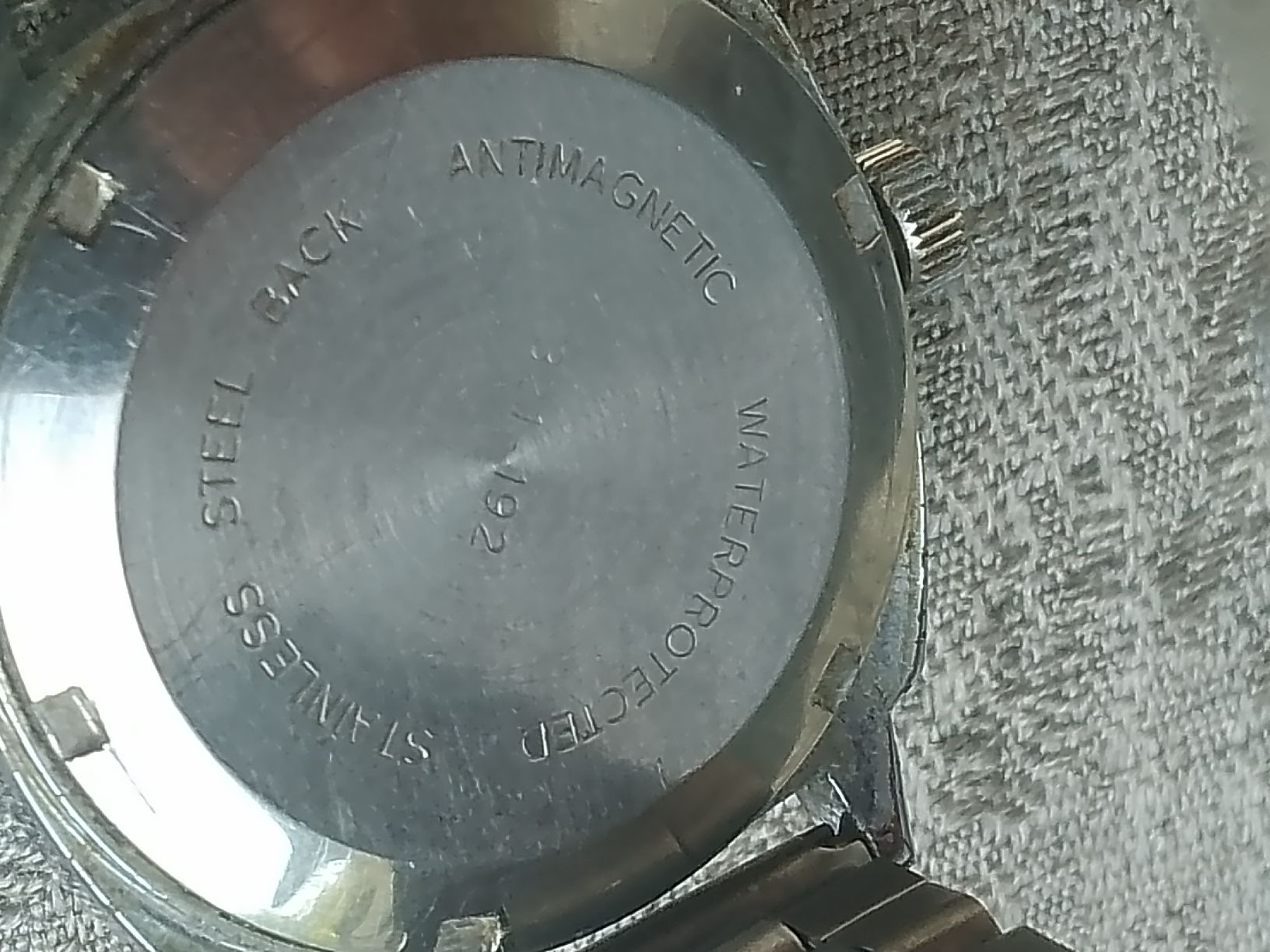 Swiss Montres: Spell Swiss Automatic 32 mm läuft  – D'occasion à Agno par sam2608 3