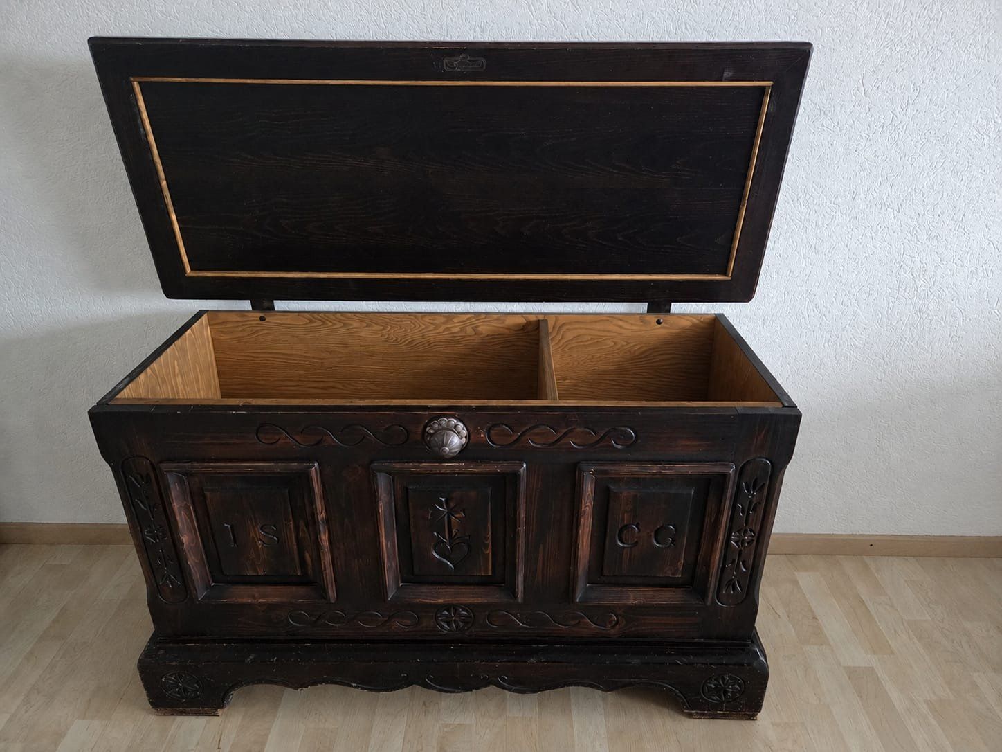Cassapanche: Holztruhe Truhe – Usato da Ernetschwil venduto da Nettenhof01 1
