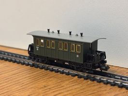 L2382: Oldtimer Personenwagen (Spur N)