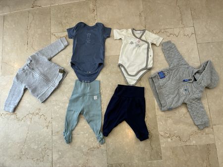 Baby Kleidung Set 6teilig Grösse 62, Hosen/Bodys/Jäckchen