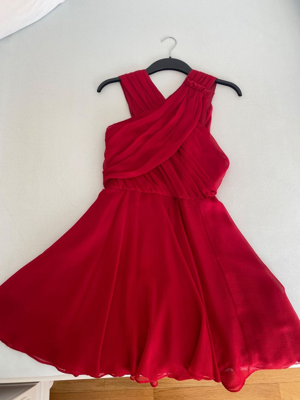 Kooples Kleider: Festliches rotes Abendkleid – Gebraucht aus Dielsdorf von CecileWe