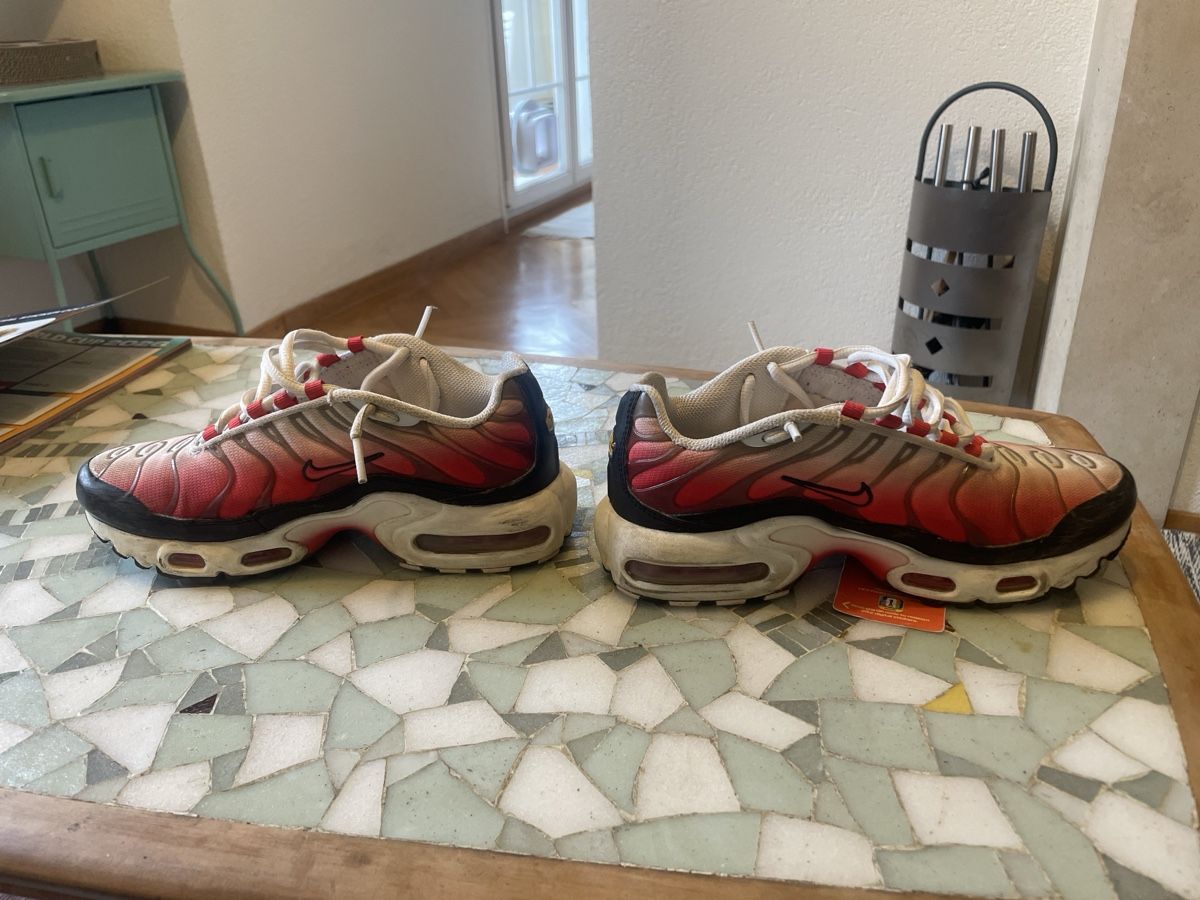 Nike Scarpe da uomo: Baskets Nike Air Max Plus Tn ,Taille 36,5 Style Unique – Usato da Renens VD venduto da fredomxx 2