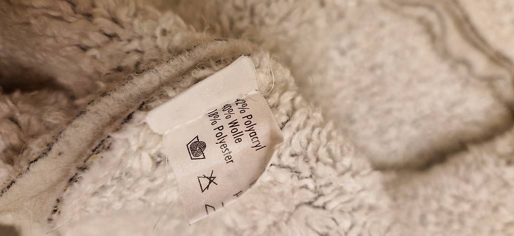 Giacche: NILE Sportswear Jacke beige – Usato da maienfeld venduto da flower1011 1