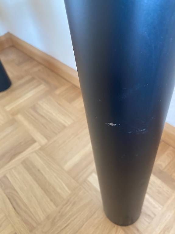 Tables: Glastisch ergodata – D'occasion à Basel par tyan68 2