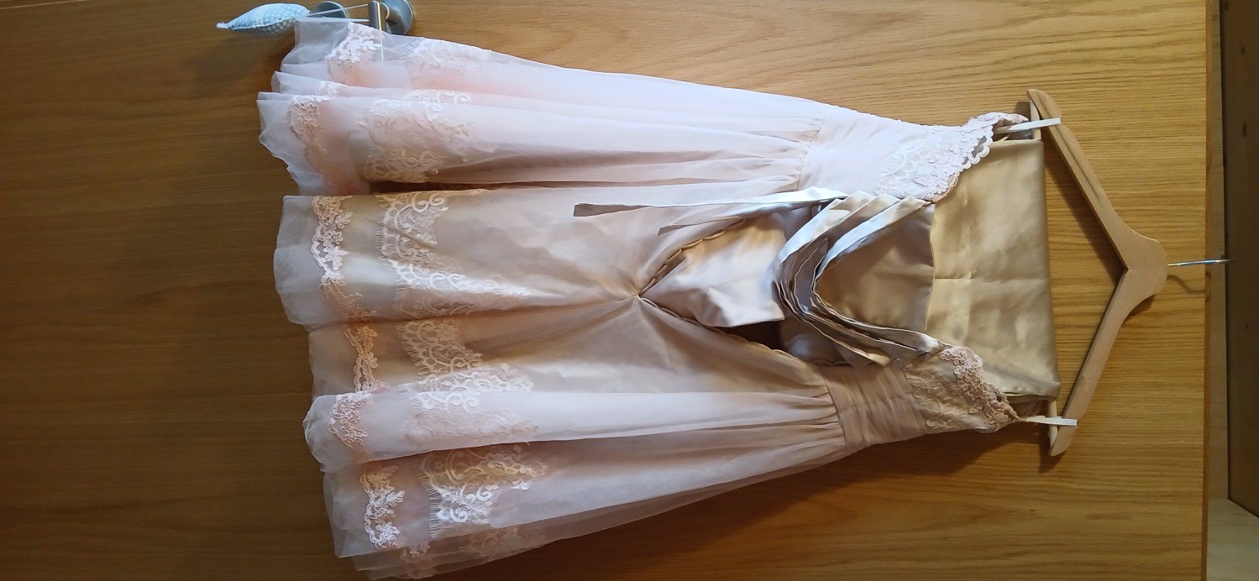 Vestiti: Elegantes Ball- Festkleid – Usato da Amden venduto da Sar-97ah 1