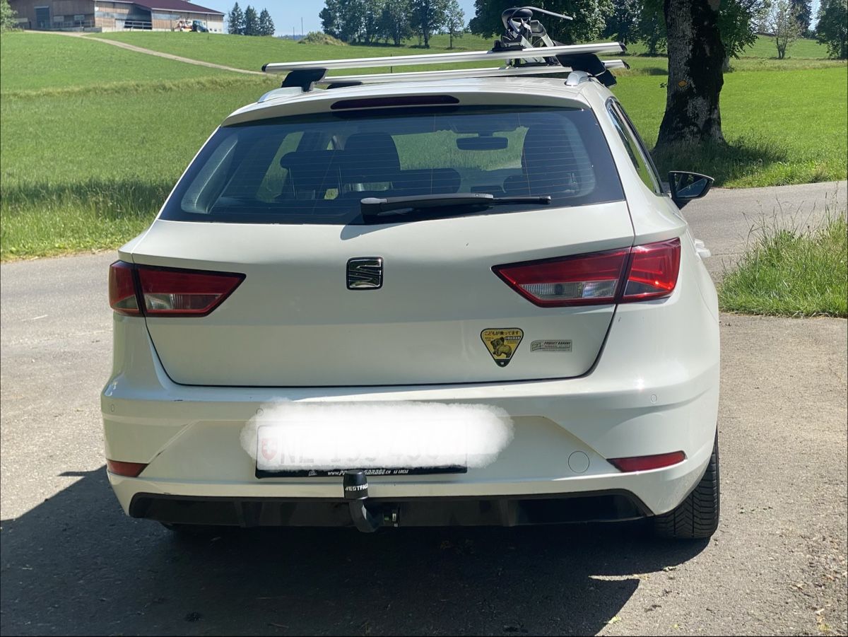 Seat Automobili: Seat Leon ST1.2 TSI break blanc 2018  – Usato da La Chaux-de-Fonds venduto da fes_htx5 2