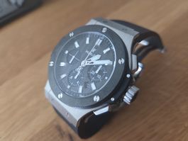 Hublot Big Bang Black Ceramik (Neu ab Hublot Service)