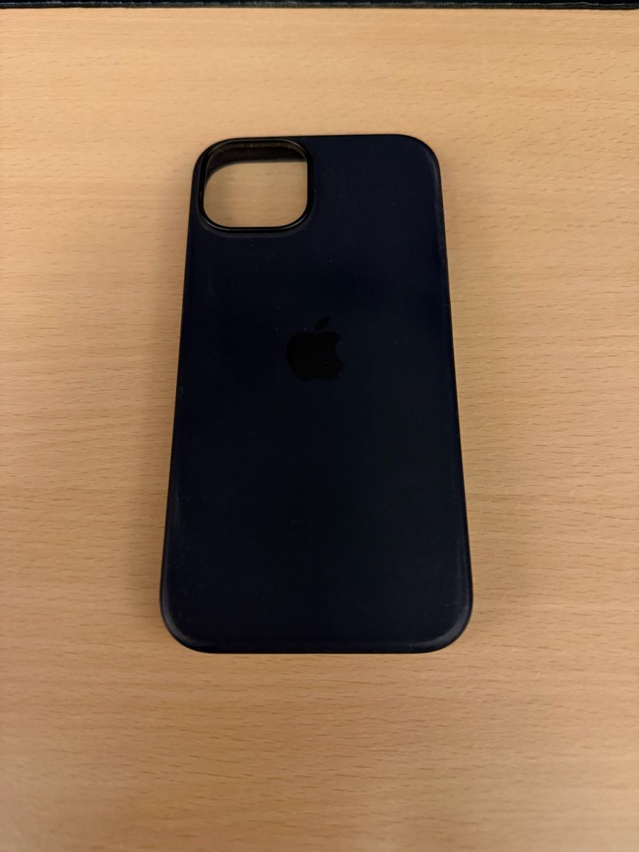 Apple Cover & Protezioni schermo: iPhone 14 Silikon Case mit MagSafe - Mitternacht – Usato da Aarau venduto da Melia077 4