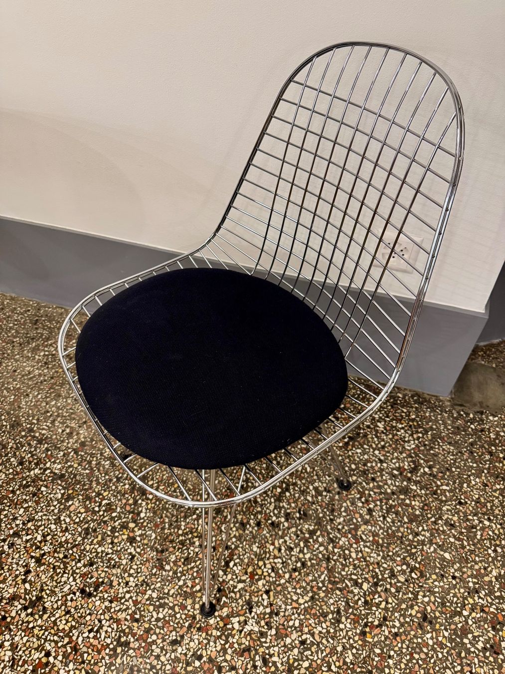 Vitra Stühle: Eames Vitra Wire Chair – Gebraucht aus Bern von jensstr1979 1
