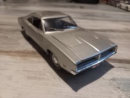Dodge Charger R/T 1/18 ERTL