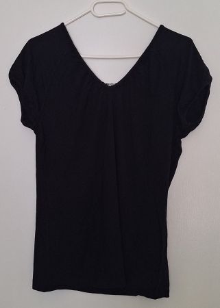 T-Shirt schwarz mit Ketten Decor S/M