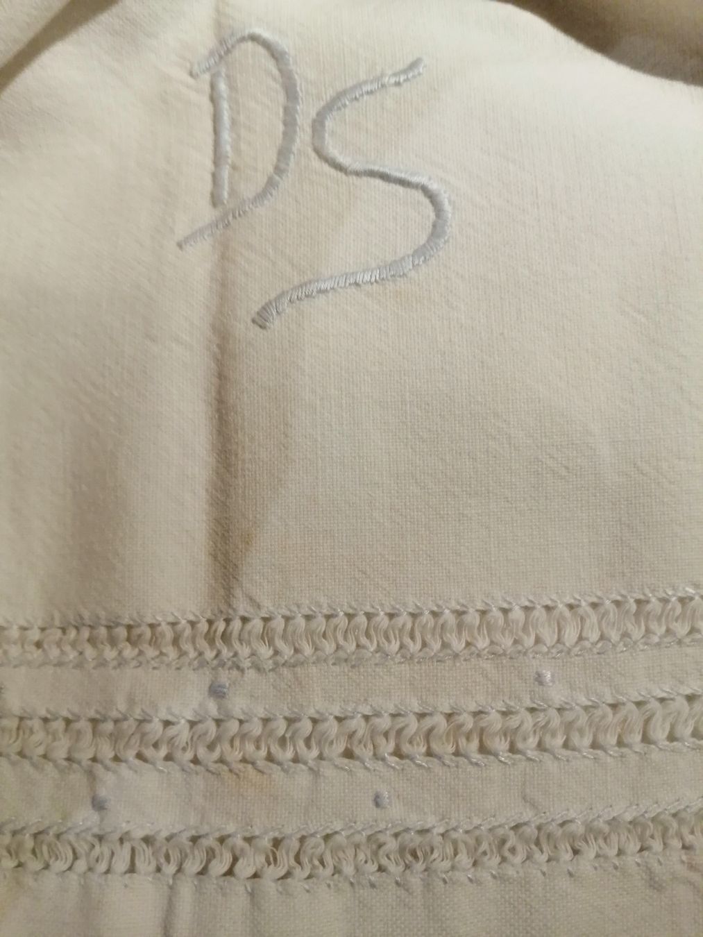 Bettwäsche: Vintage Leinen Bettwäsche mit Monogramm "DS" – Gebraucht aus Honau von holunder3 5