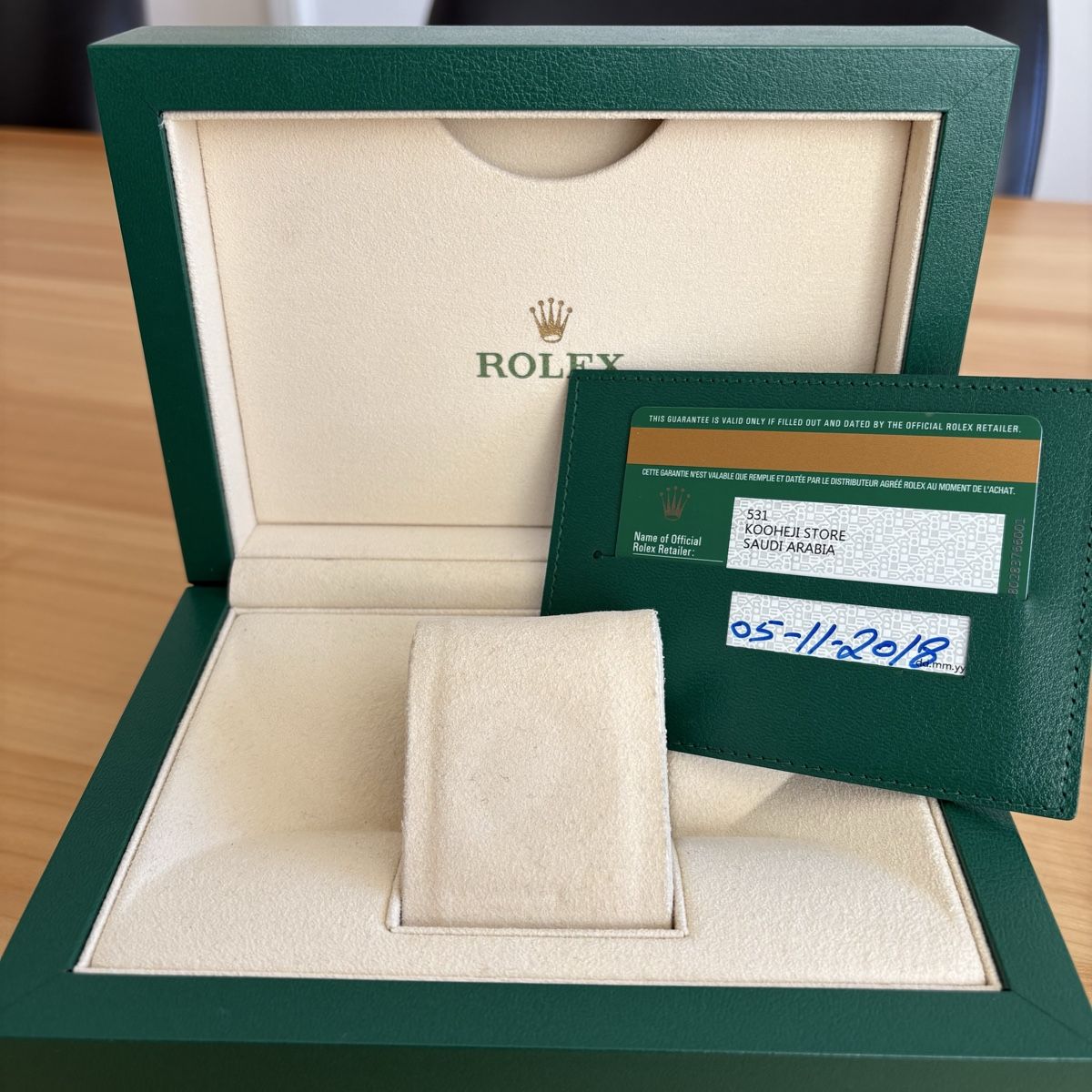 Rolex Orologi: Rolex Submariner 116613LB – Usato da Winterthur venduto da LaBodega 8