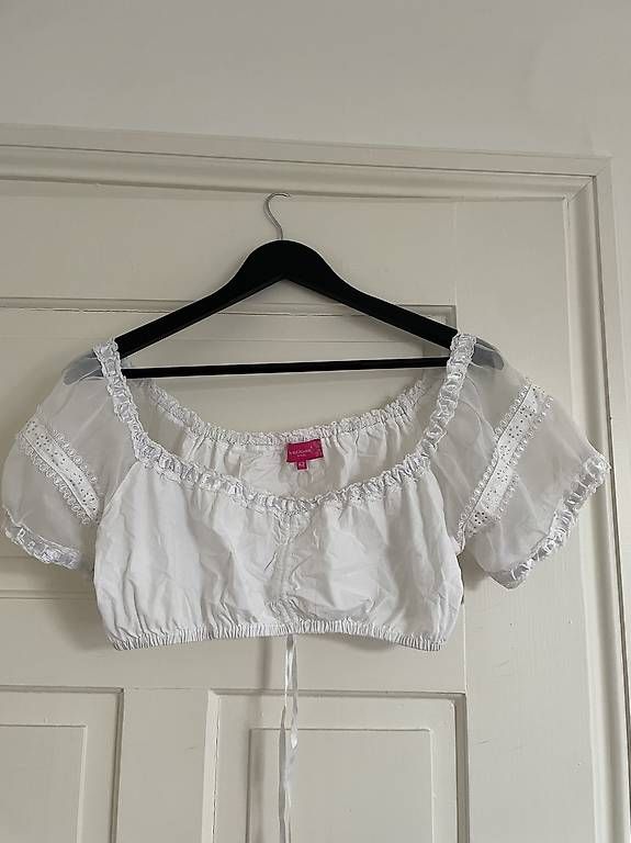 Kleider: Dirndl Grösse 40 – Gebraucht aus Freidorf TG von lar_n9nv 2