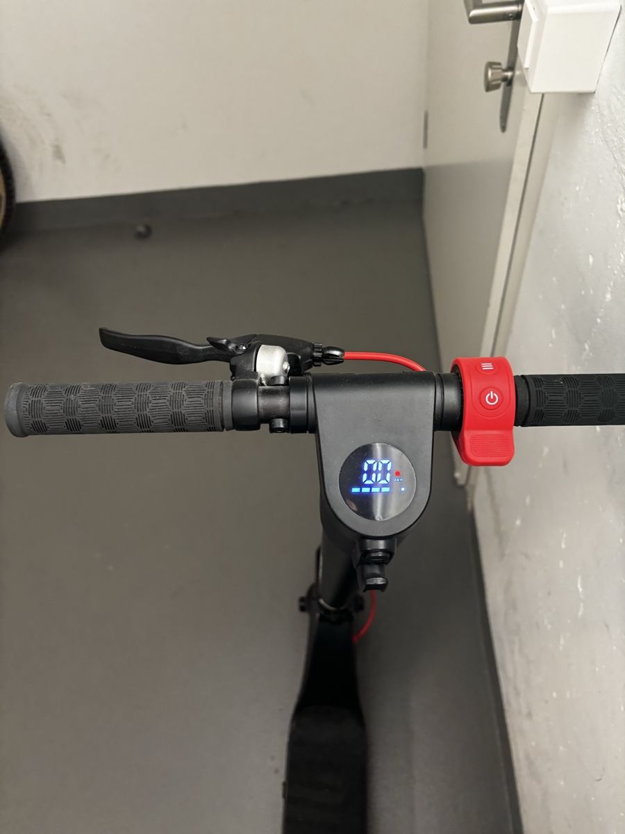 Scooter: Phoenix Elektroroller schwarz  – Usato da Gossau SG venduto da jakob5.342 1